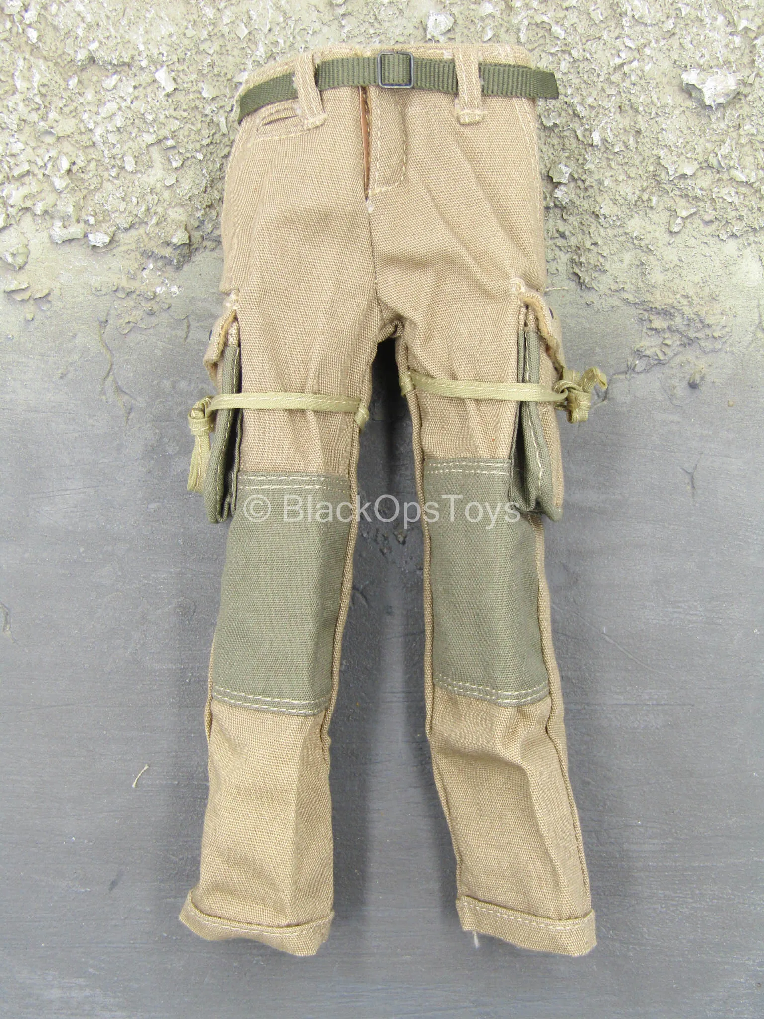 101st Airborne - Tan M1942 Para Suit Set