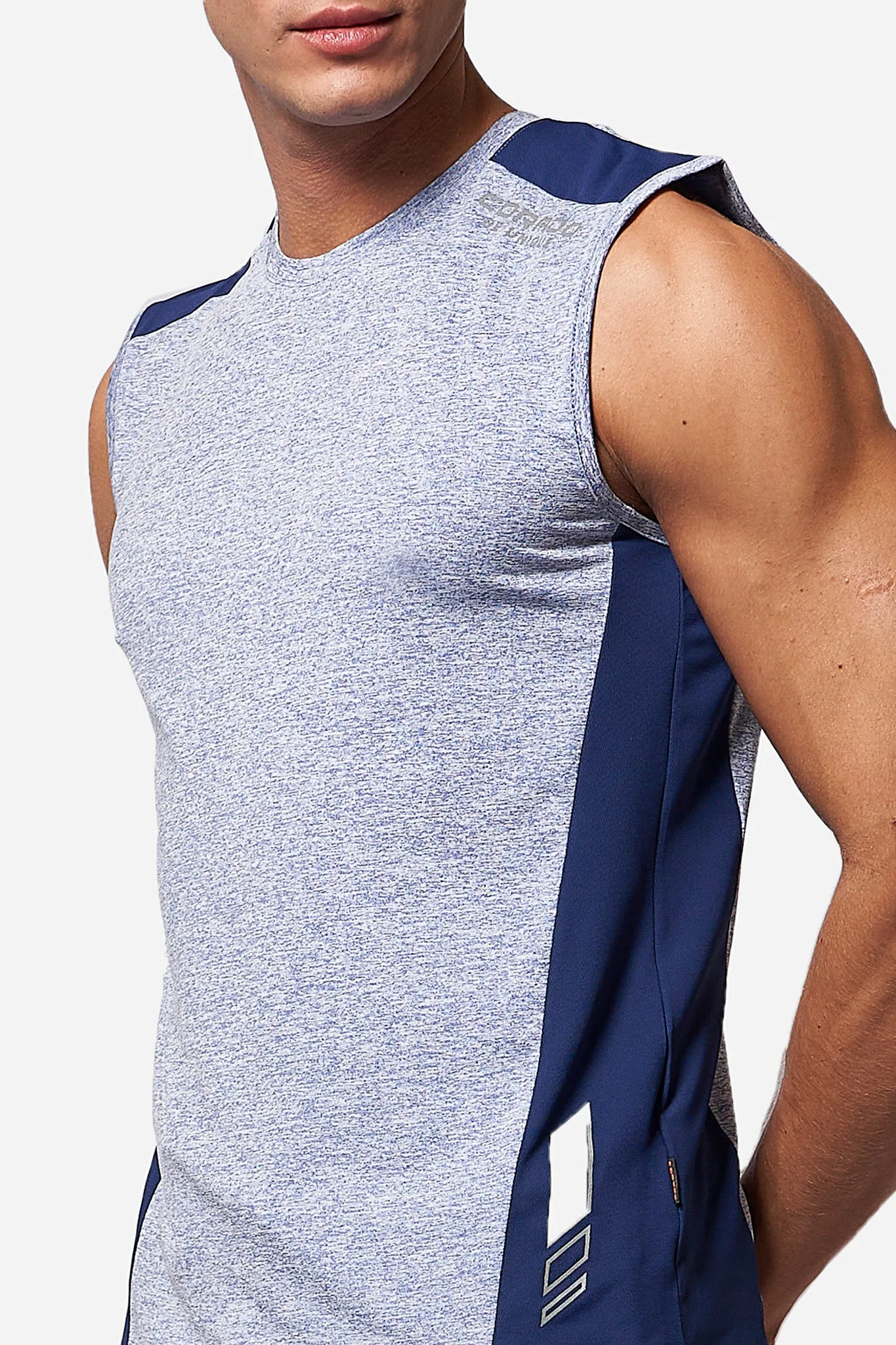 CORADO SPORT SLEEVELESS TRAINER (ACTIVEWEAR)