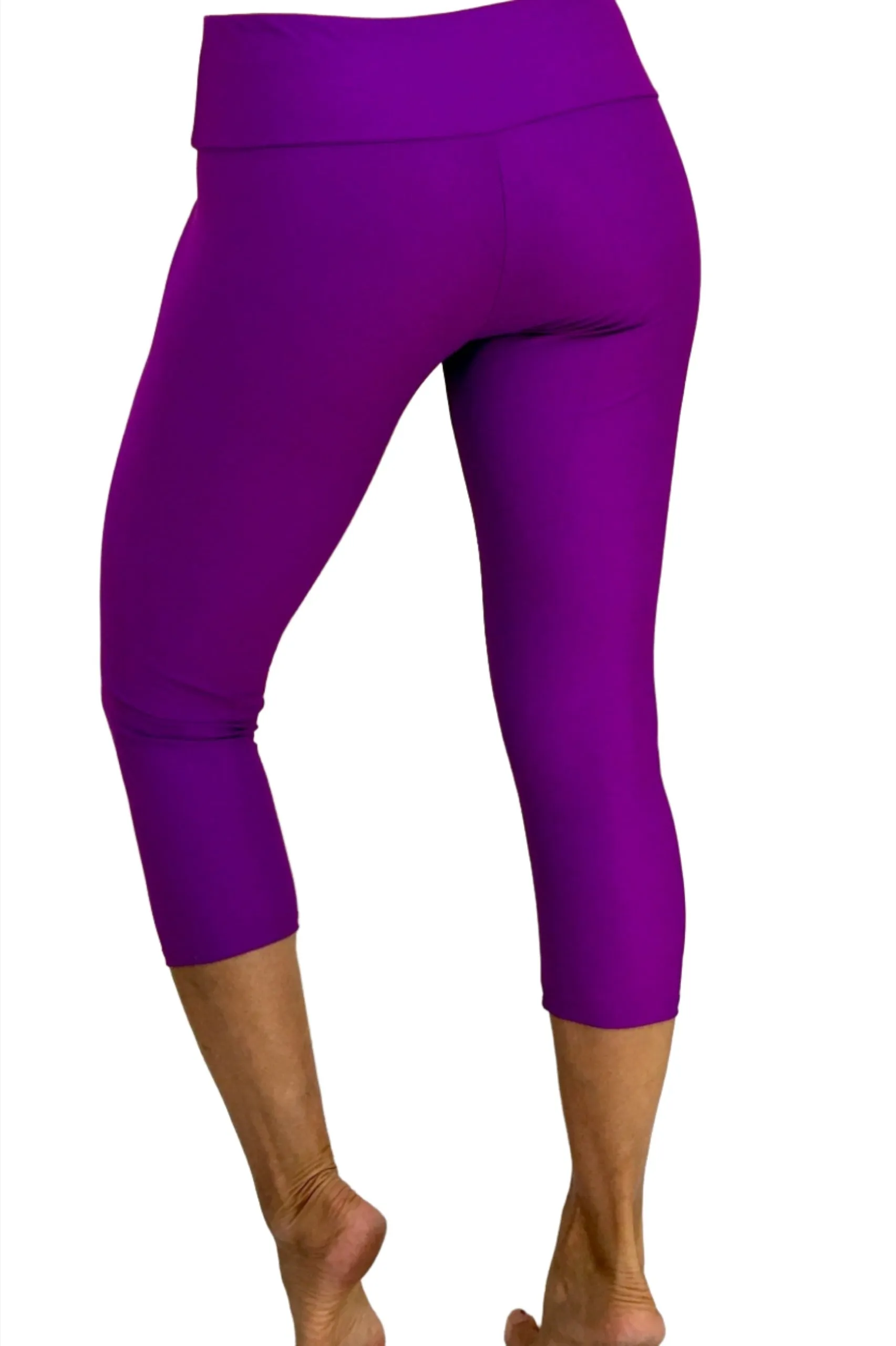 Last Chance Onzie Hot Yoga Capri 202