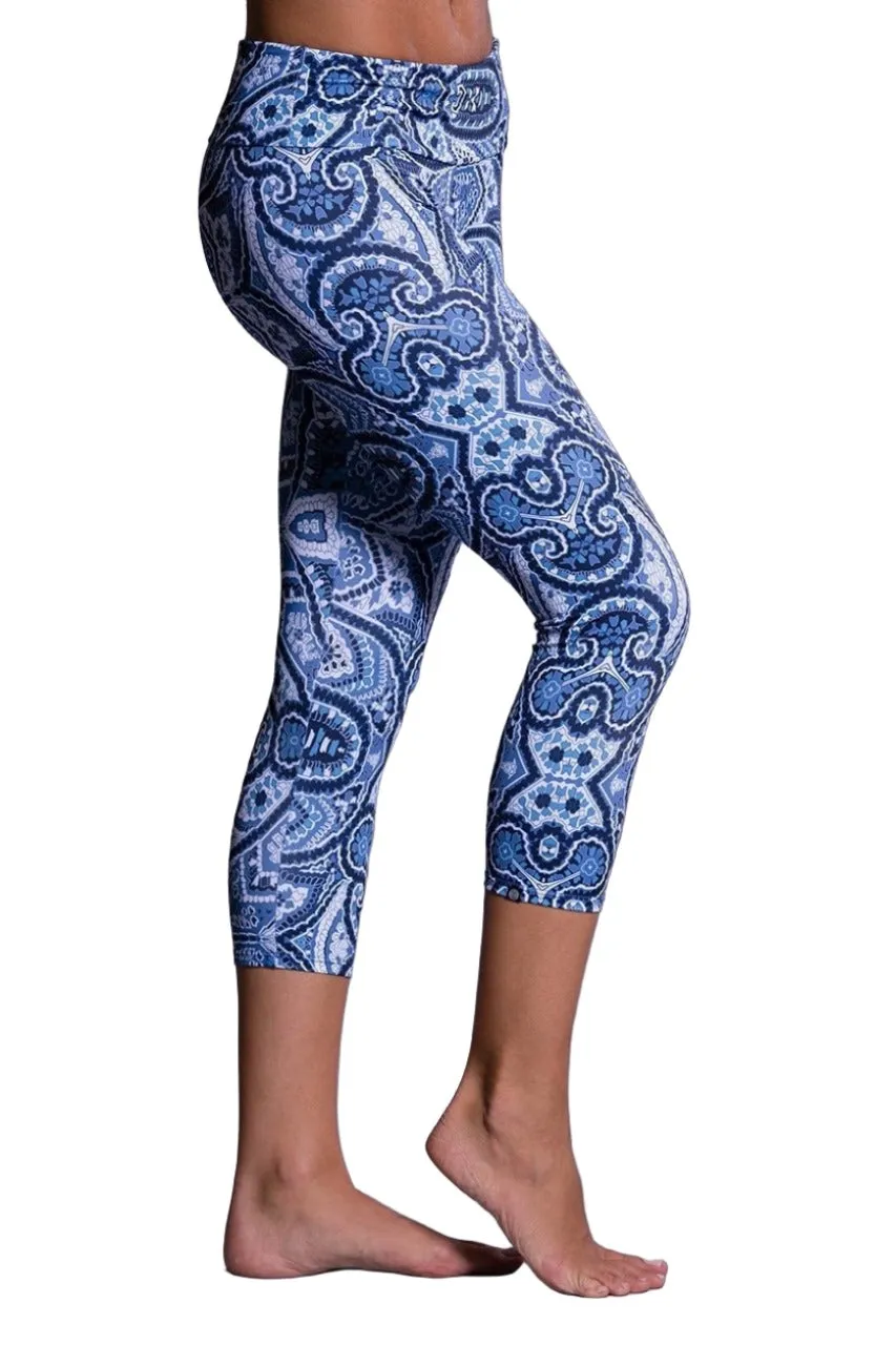 Last Chance Onzie Hot Yoga Capri 202