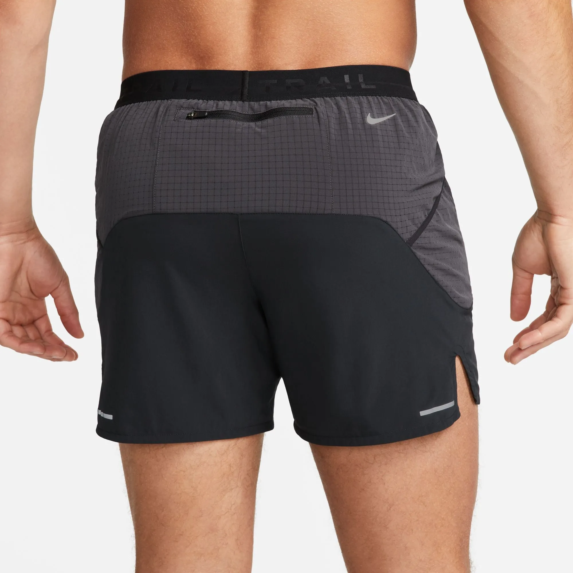 MEN'S DRI-FIT TRAIL SHORT - 010 BLACK/DARK SMOKE