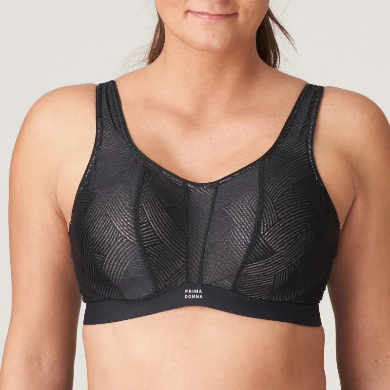 The GAME Formed Cup Sports Bra | B-G