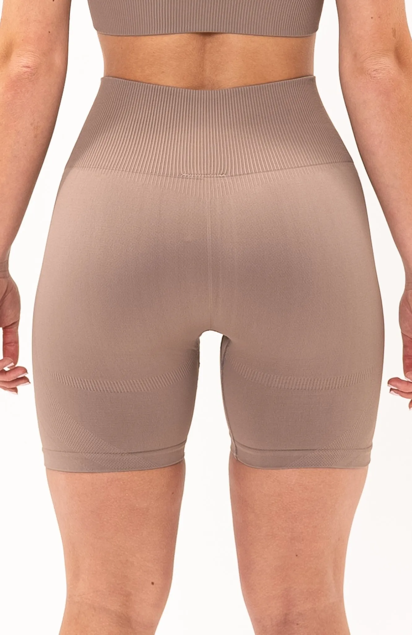 Unlimited Seamless Shorts - Fawn