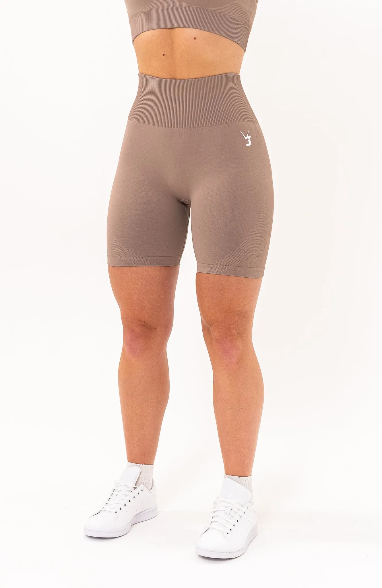 Unlimited Seamless Shorts - Fawn