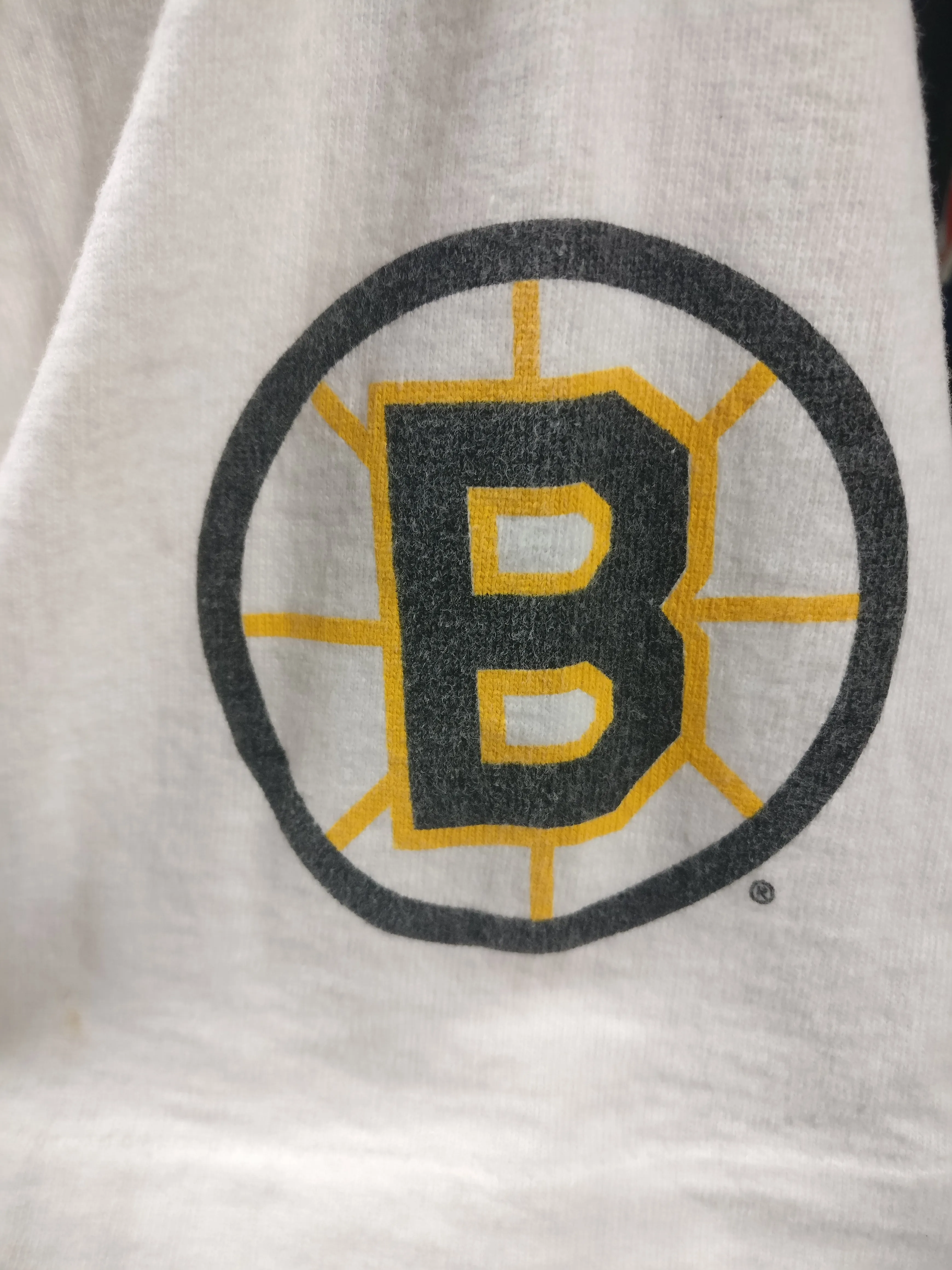 Vintage 90s BOSTON BRUINS NHL Salem Sportswear T-Shirt L